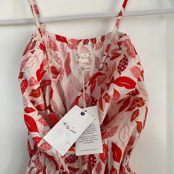 The Lazy Poet Lips Print Pajama Romper  Whimsical Novelty Ruffle Sleepwear new S - Picture 5 of 6